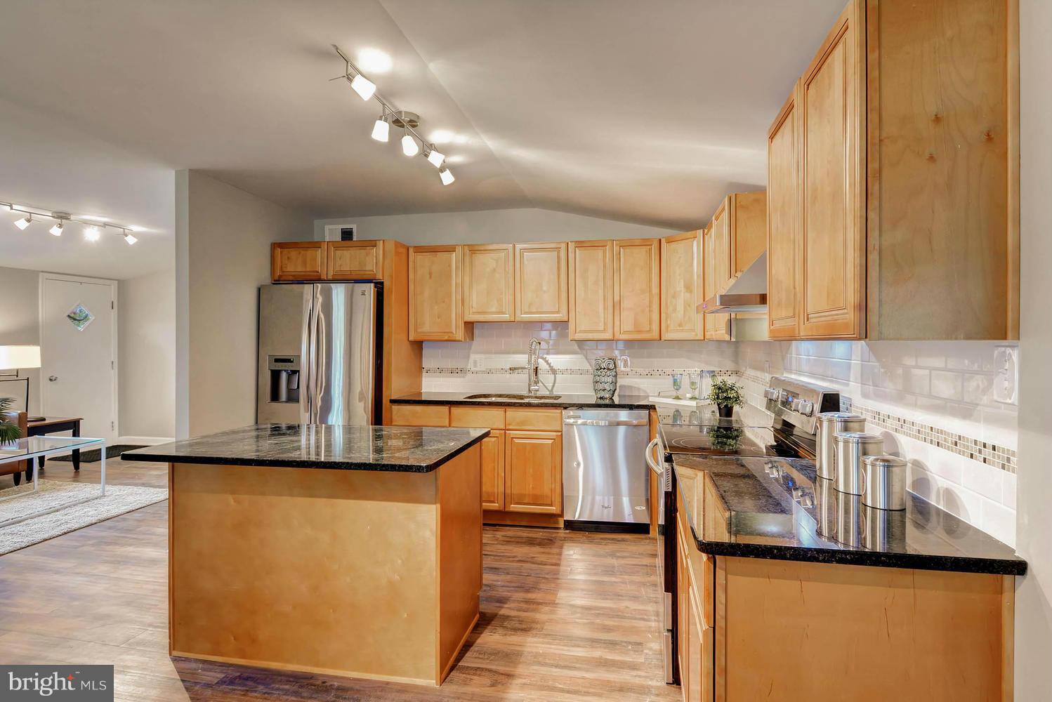3907 Walters Road Edgewood, MD 21040 - Photo 11 of 30 Kitchen