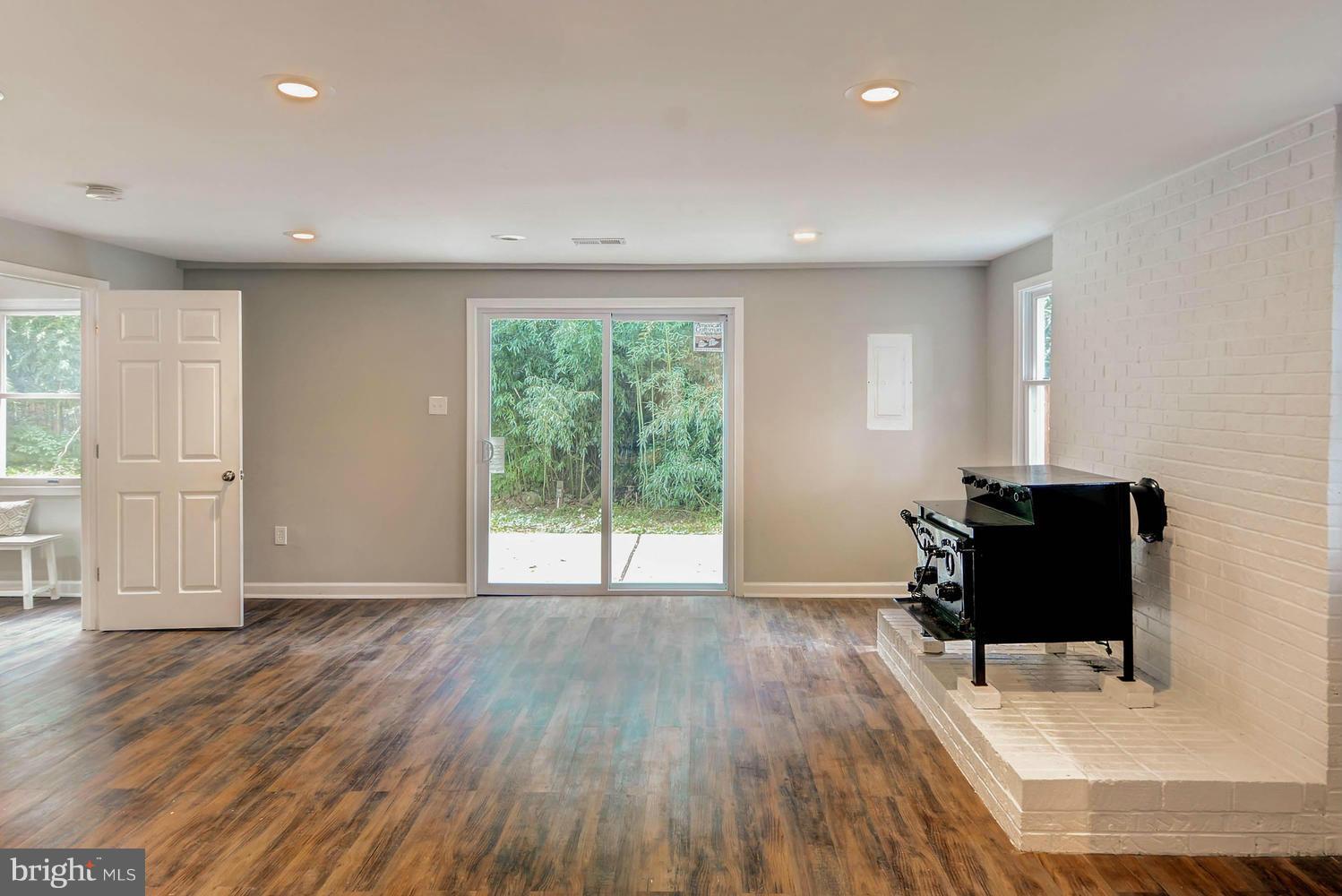 3907 Walters Road Edgewood, MD 21040 - Photo 13 of 30 Family Room