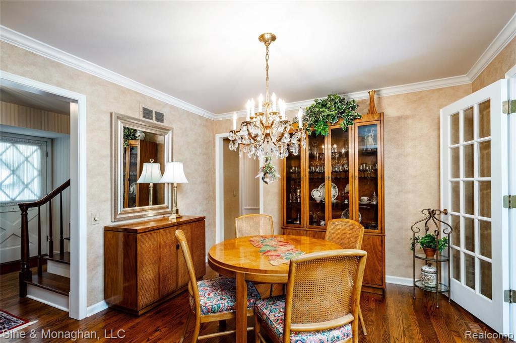 435 Barclay Road Grosse Pointe Farms, MI 48236 - Photo 9 of 60