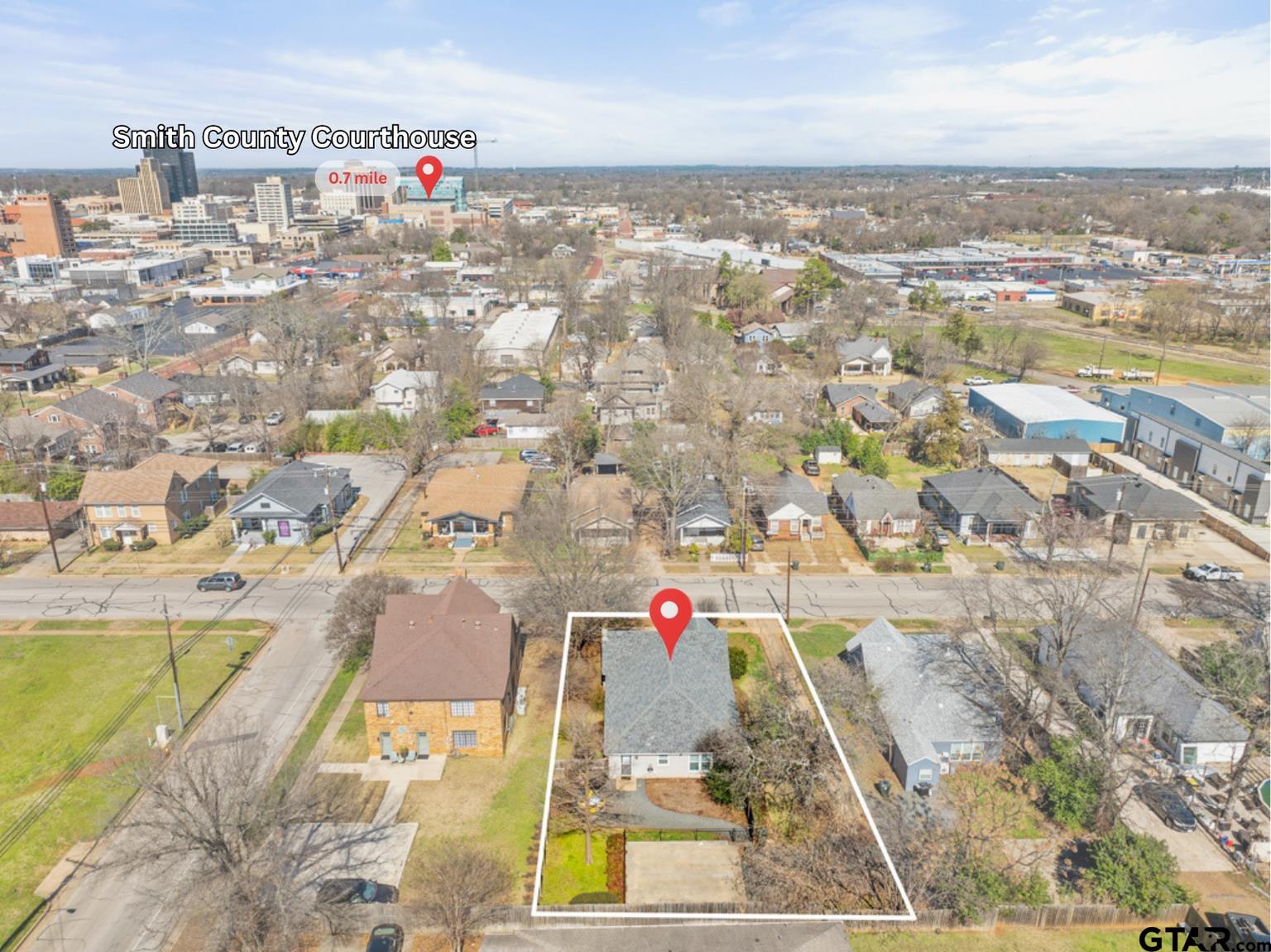 403 East Houston Street Tyler, TX 75701 - Photo 43 of 44 a view of city and ocean