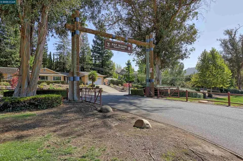 $878,000 | 239 Ashley Circle, Danville, CA 94526