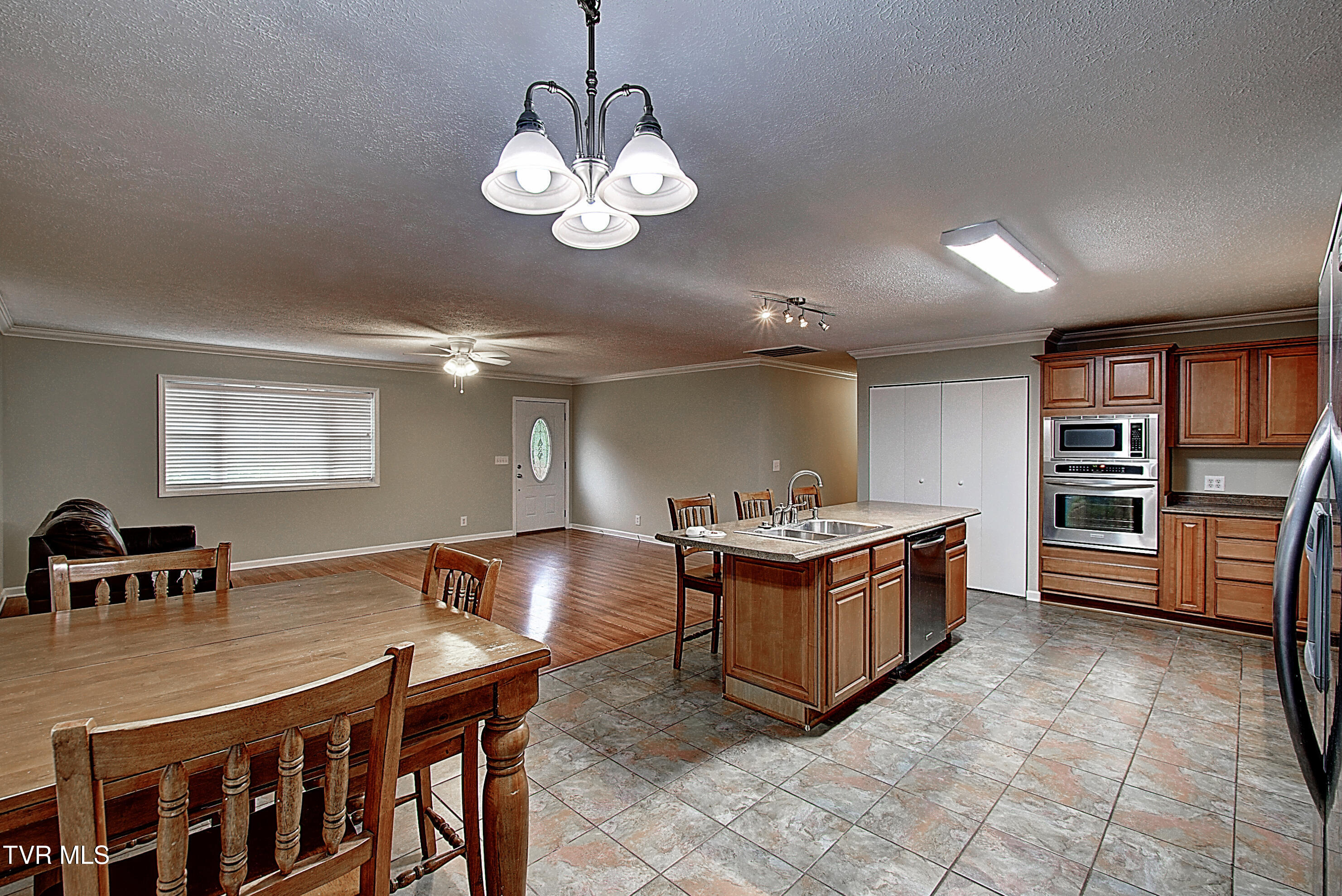 1660 Rock Springs Road Kingsport, TN 37664 - Photo 15 of 30 DSC_0136And8more
