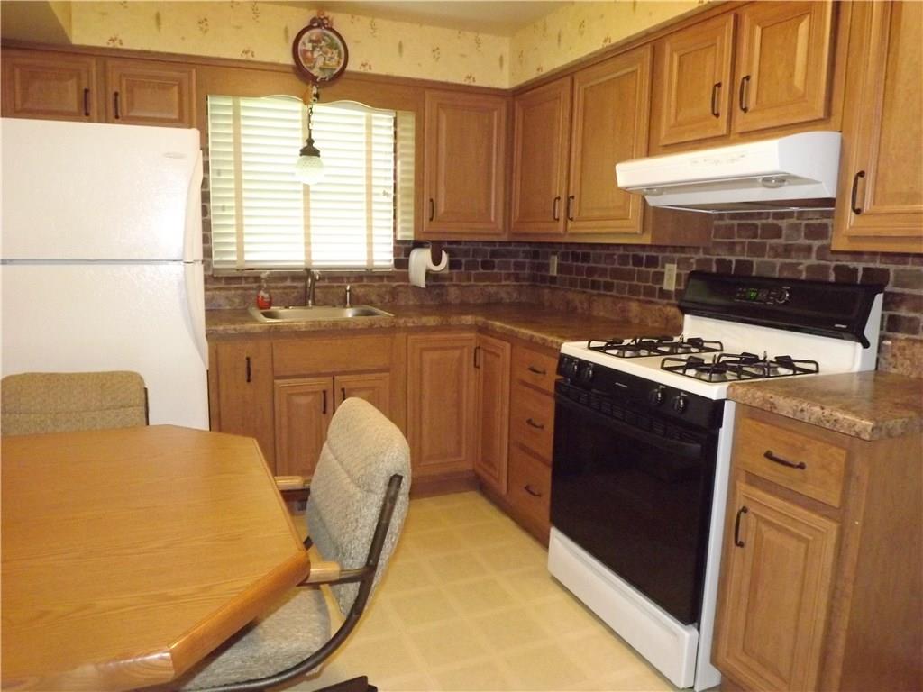 1609 McCully Road Castle Shannon, PA 15234 - Photo 6 of 12 Gallery Image 6