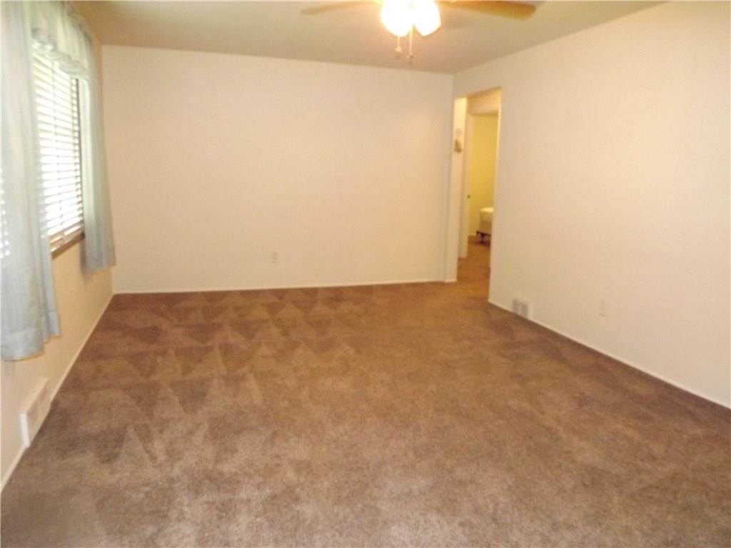1609 McCully Road Castle Shannon, PA 15234 - Photo 8 of 12 Gallery Image 8