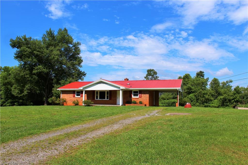 1463 Smith Road Westfield, NC 27053 - Photo 1 of 15 Gallery Image 1