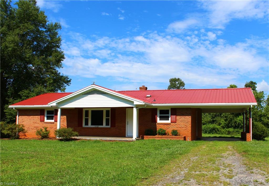1463 Smith Road Westfield, NC 27053 - Photo 2 of 15 Gallery Image 2