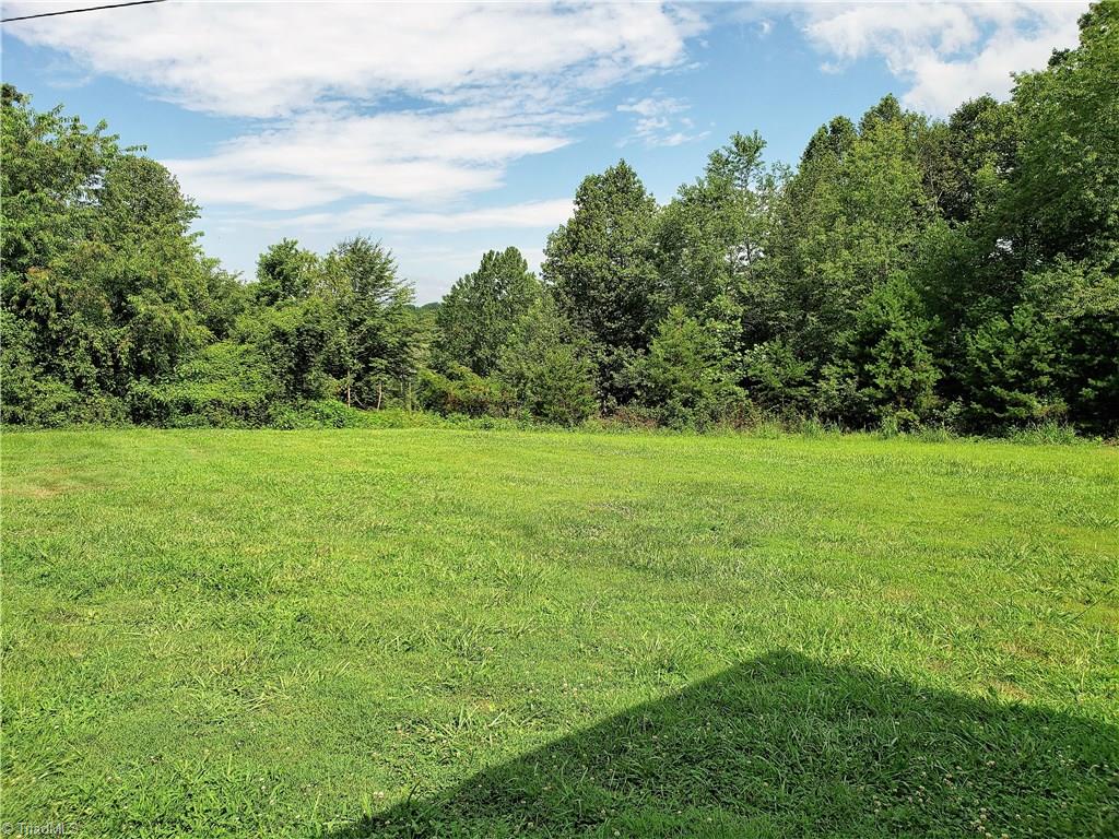 1463 Smith Road Westfield, NC 27053 - Photo 5 of 15 Gallery Image 5