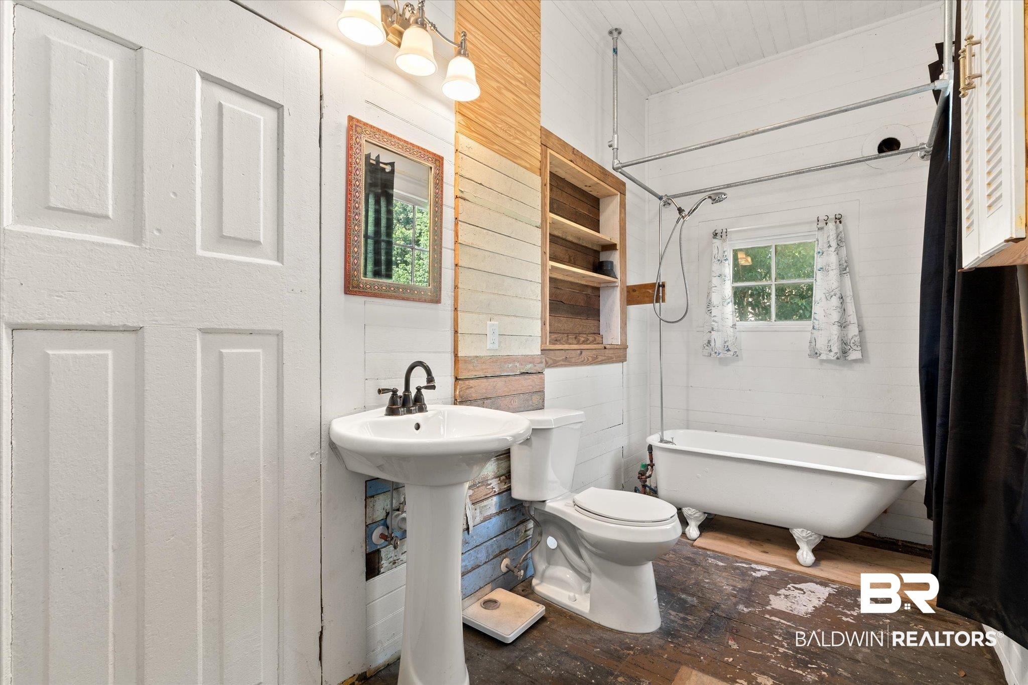 450 Charles Street Mobile, AL 36604 - Photo 13 of 20