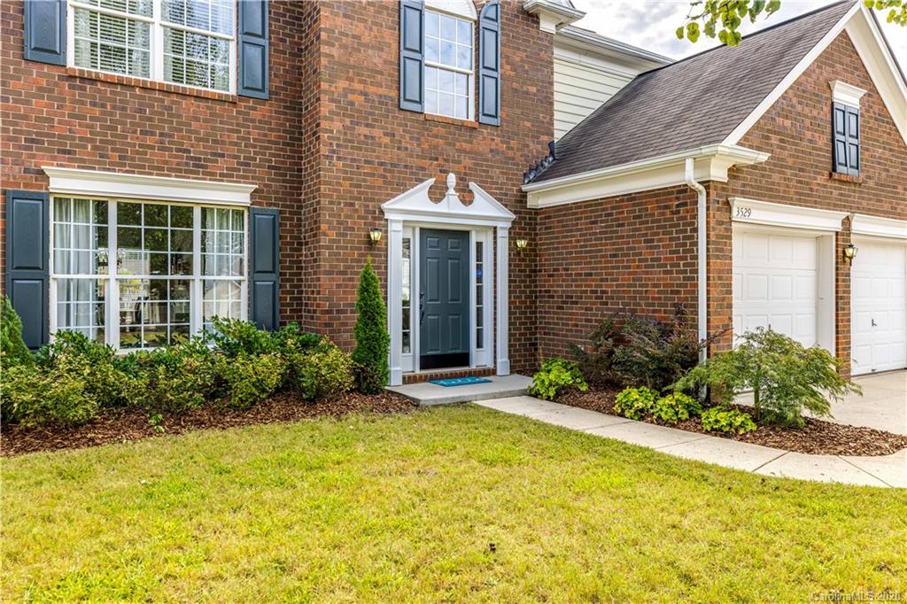 3529 Arborhill Road Charlotte, NC 28270 - Photo 2 of 44 Gallery Image 2