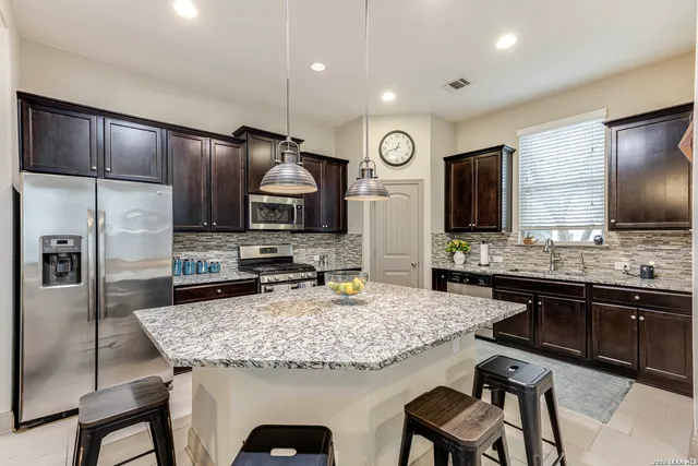 $319,900 | 17411 Brachetto, San Antonio, TX 78247