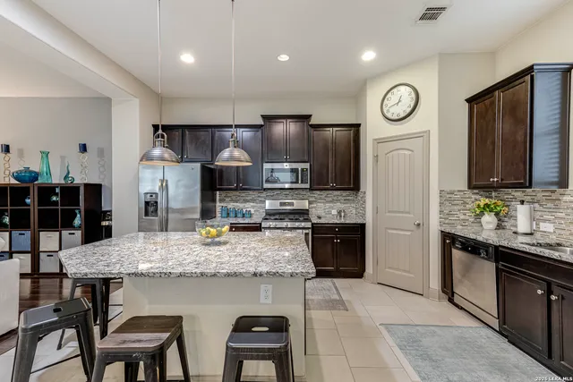 $319,900 | 17411 Brachetto, San Antonio, TX 78247