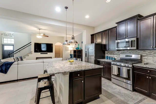 $319,900 | 17411 Brachetto, San Antonio, TX 78247