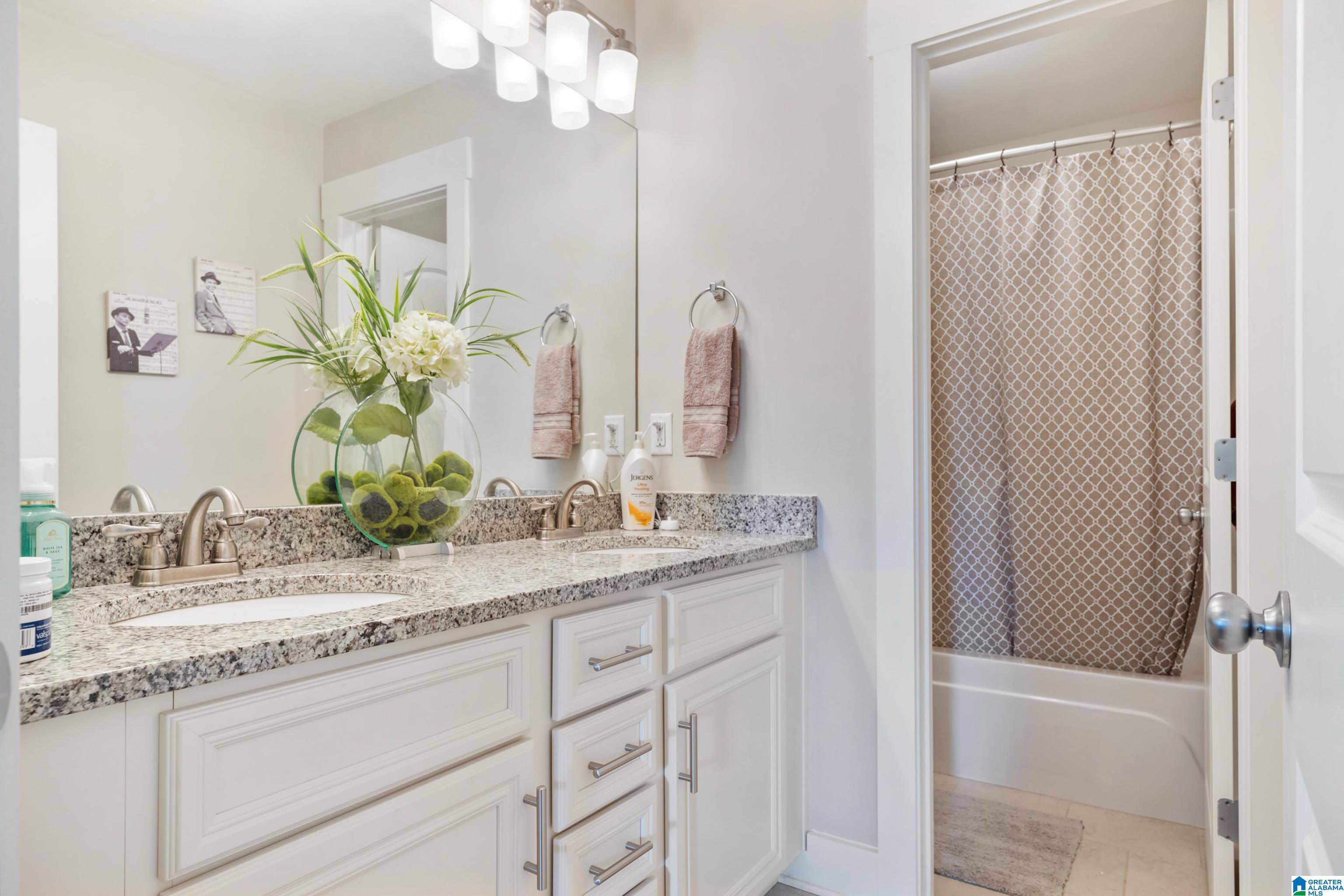 5250 Meadow Ridge Trail Bessemer, AL 35022 - Photo 32 of 38 Gallery Image 32