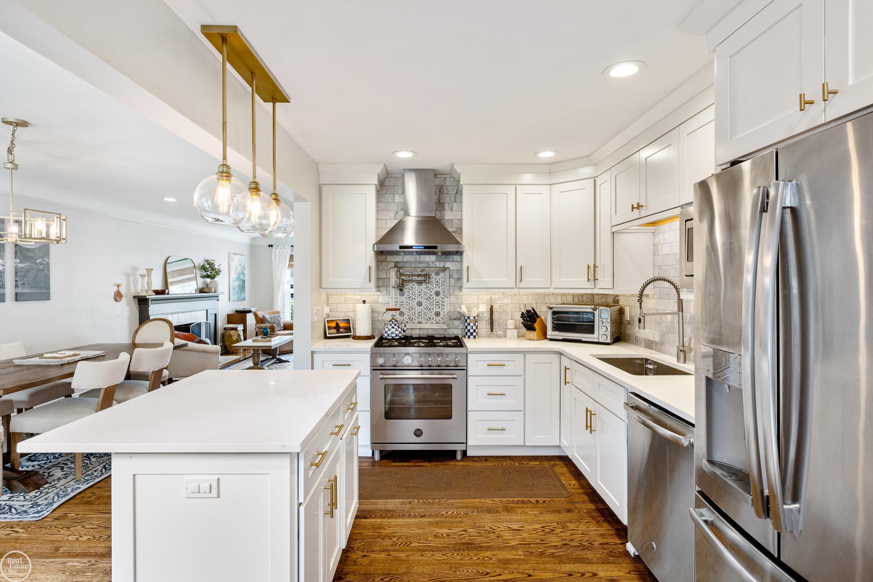 724 Shoreham Road Grosse Pointe, MI 48236 - Photo 21 of 49 50122952-20.JPG