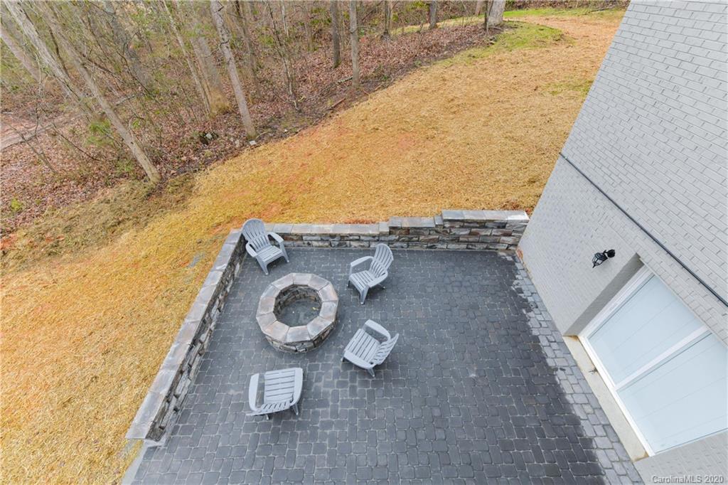 737 Ormand Road York, SC 29745 - Photo 5 of 32 Gallery Image 5