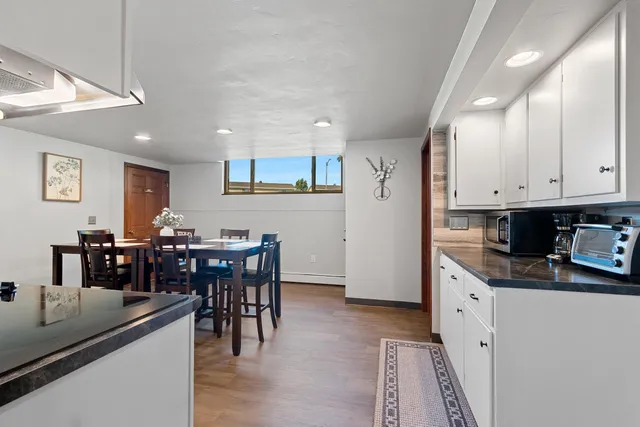 $499,900 | 2203 Gilson Court, Green Bay, WI 54304