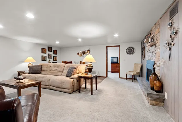 $499,900 | 2203 Gilson Court, Green Bay, WI 54304