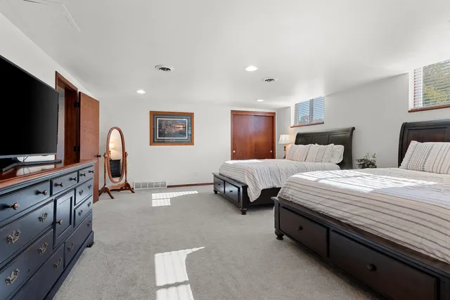 $499,900 | 2203 Gilson Court, Green Bay, WI 54304