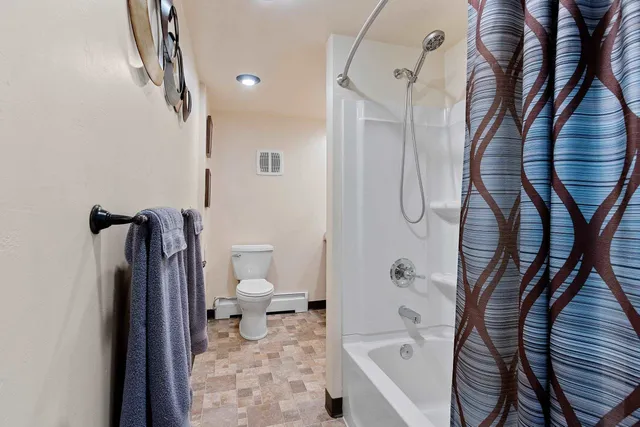 $499,900 | 2203 Gilson Court, Green Bay, WI 54304