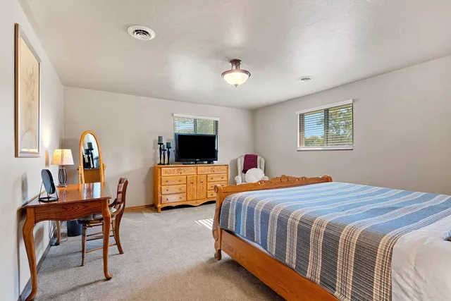 $499,900 | 2203 Gilson Court, Green Bay, WI 54304