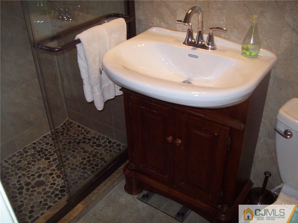 1 Stearns Road East Brunswick, NJ 08816 - Photo 21 of 25 Gallery Image 21