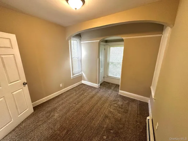 $2,300 | 181 Mansion Street, Unit B, Poughkeepsie, NY 12601