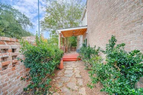 $4,500 | 1037 Town Pl Street, Houston, TX 77057