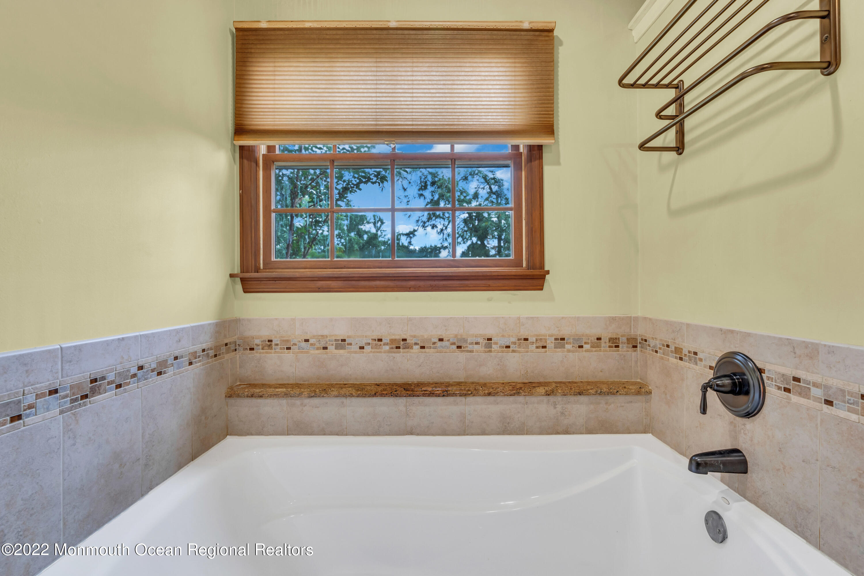 96 Andover Road Jackson, NJ 08527 - Photo 8 of 16 020_dsc04502