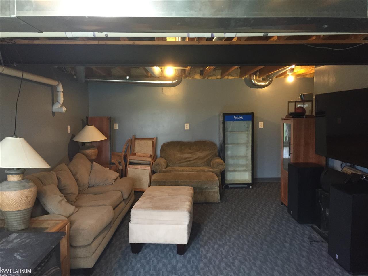 6820 Wildcat Road Jeddo, MI 48032 - Photo 10 of 14 31286402-9.JPG