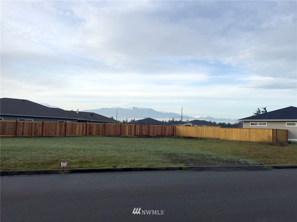 9999 Royal Loop Sequim, WA 98382 - Photo 1 of 25 Gallery Image 1