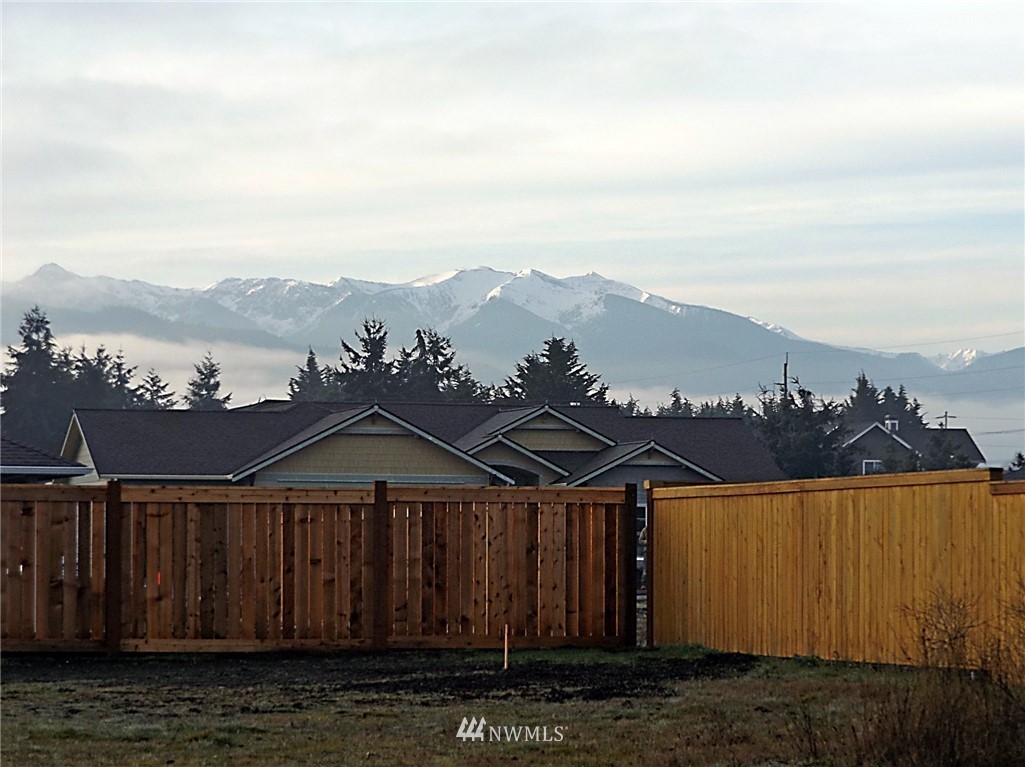 9999 Royal Loop Sequim, WA 98382 - Photo 19 of 25 Gallery Image 19