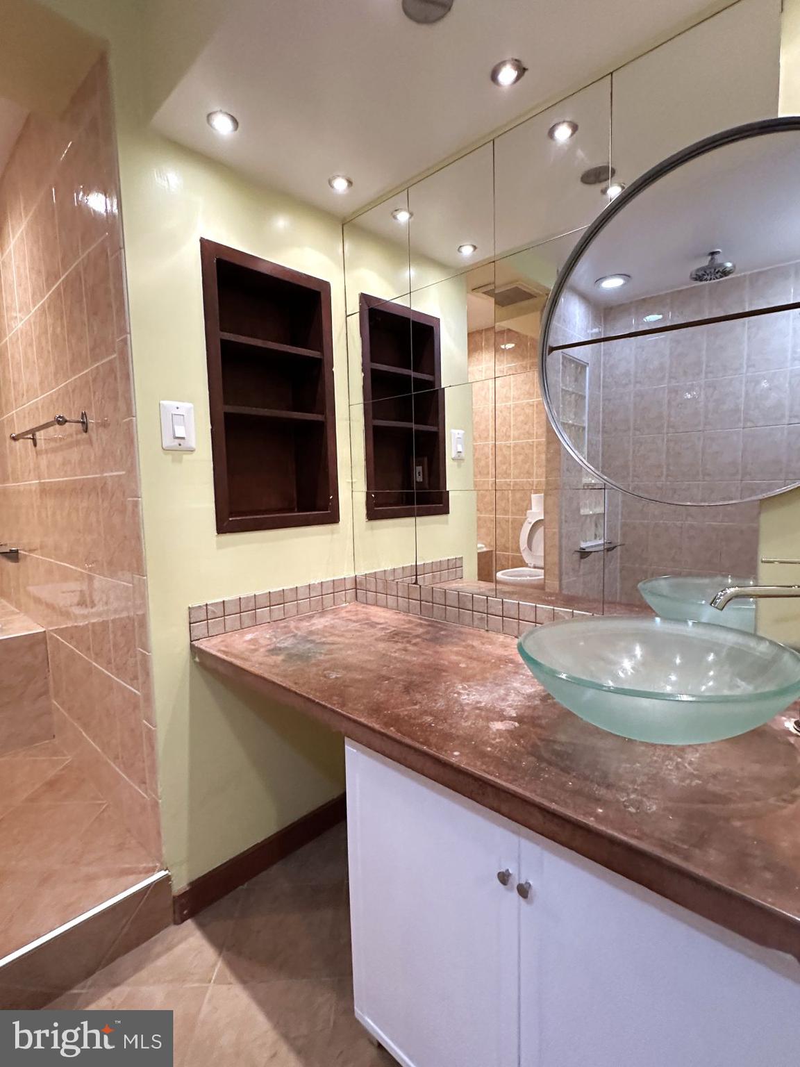 3940 Bel Pre Road, Unit 39408 Silver Spring, MD 20906 - Photo 18 of 24 Lovely bath