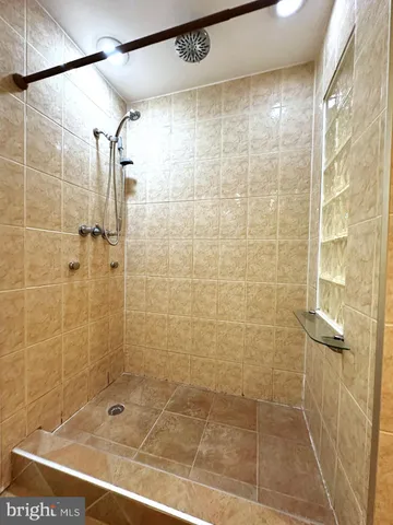 $1,850 | 3940 Bel Pre Road, Unit 39408, Silver Spring, MD 20906