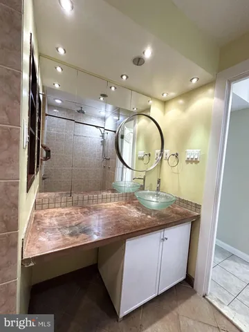 $1,850 | 3940 Bel Pre Road, Unit 39408, Silver Spring, MD 20906