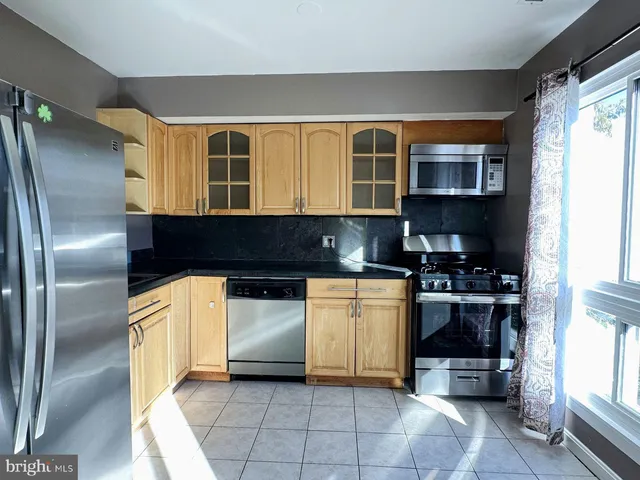 $1,850 | 3940 Bel Pre Road, Unit 39408, Silver Spring, MD 20906