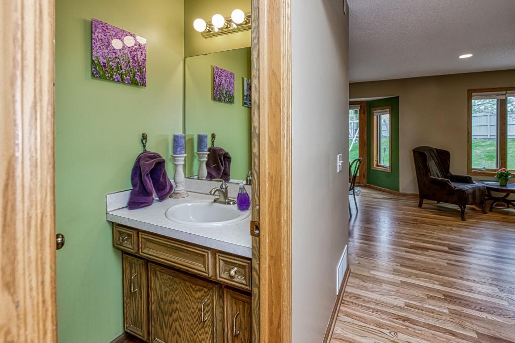 700 Oak Ridge Court East Burnsville, MN 55306 - Photo 15 of 37