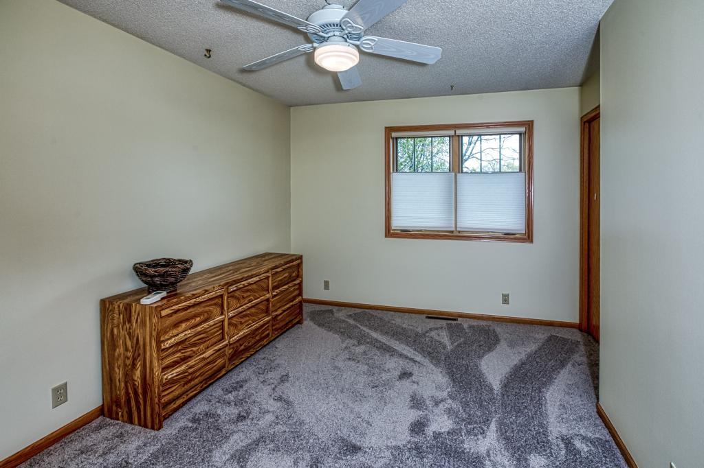 700 Oak Ridge Court East Burnsville, MN 55306 - Photo 23 of 37
