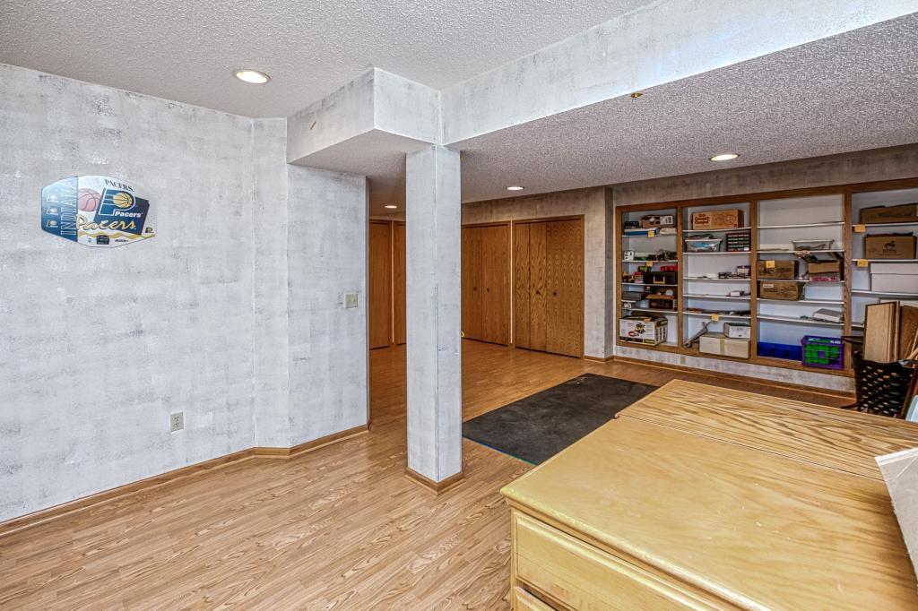700 Oak Ridge Court East Burnsville, MN 55306 - Photo 24 of 37