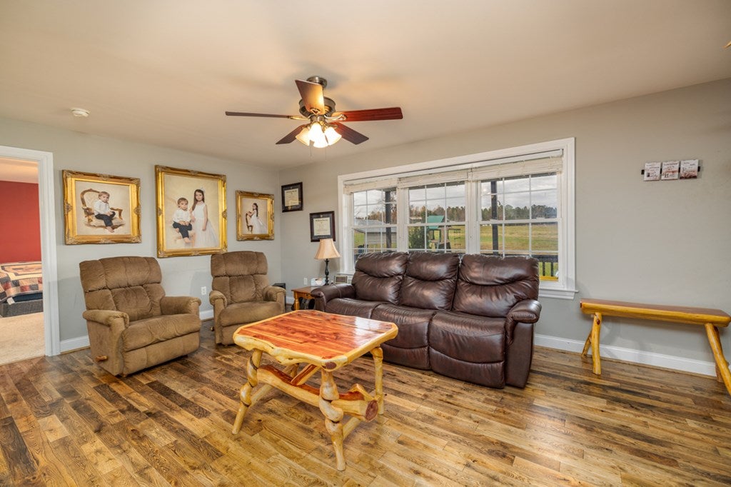 3440 Poorhouse Road Victoria, VA 23974 - Photo 8 of 37 Gallery Image 8