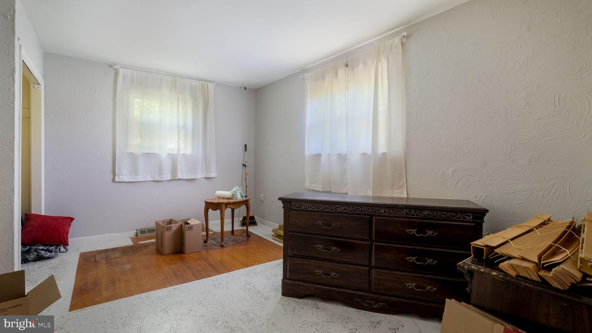969 Marian Road Warminster, PA 18974 - Photo 14 of 21 Gallery Image 14