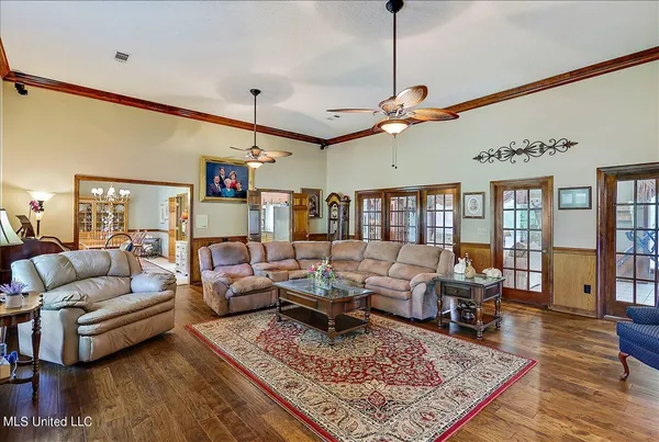 $519,900 | 1600 Pine Hill Drive, Raymond, MS 39154