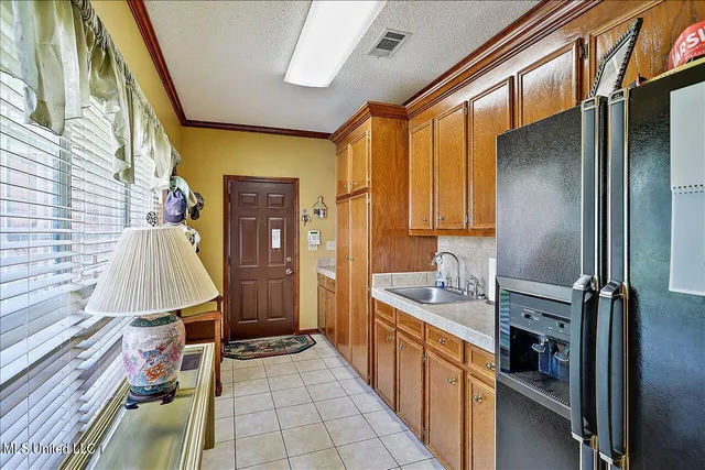 $533,900 | 1600 Pine Hill Drive, Raymond, MS 39154