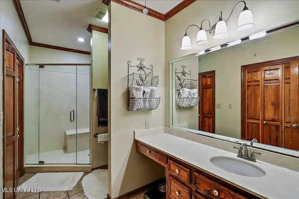 $519,900 | 1600 Pine Hill Drive, Raymond, MS 39154