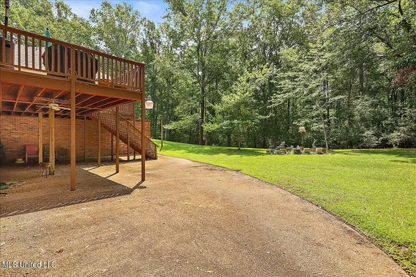 $519,900 | 1600 Pine Hill Drive, Raymond, MS 39154