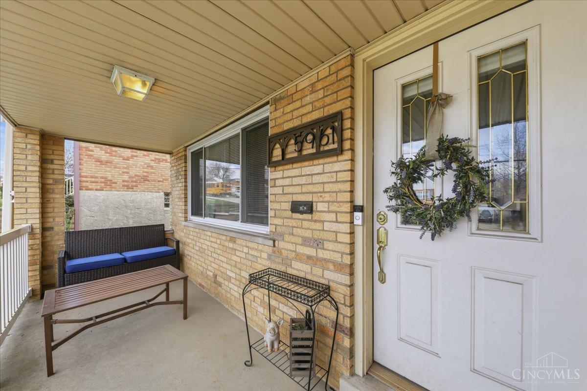 5961 Lawrence Road Cincinnati, OH 45248 - Photo 4 of 43 Gallery Image 4