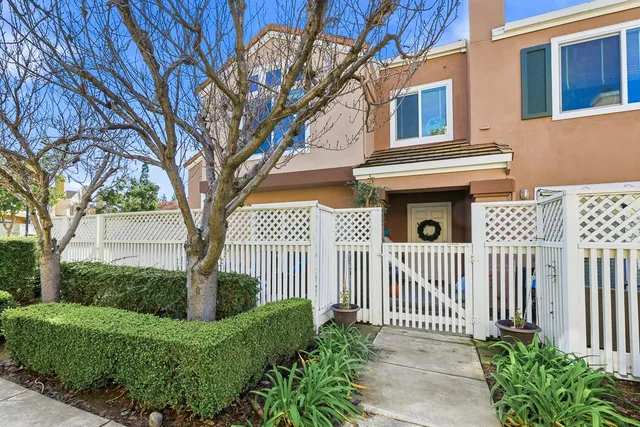 $959,999 | 6957 Rodling Drive, Unit F, San Jose, CA 95138