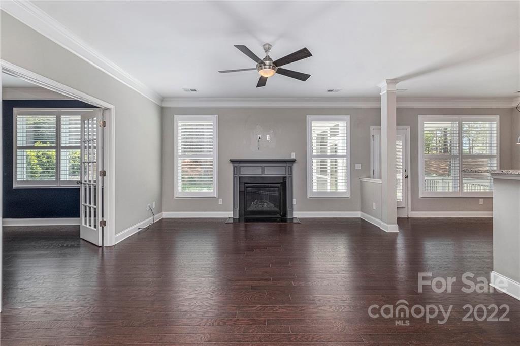 6023 Trailwater Road Charlotte, NC 28278 - Photo 4 of 24 Gallery Image 4
