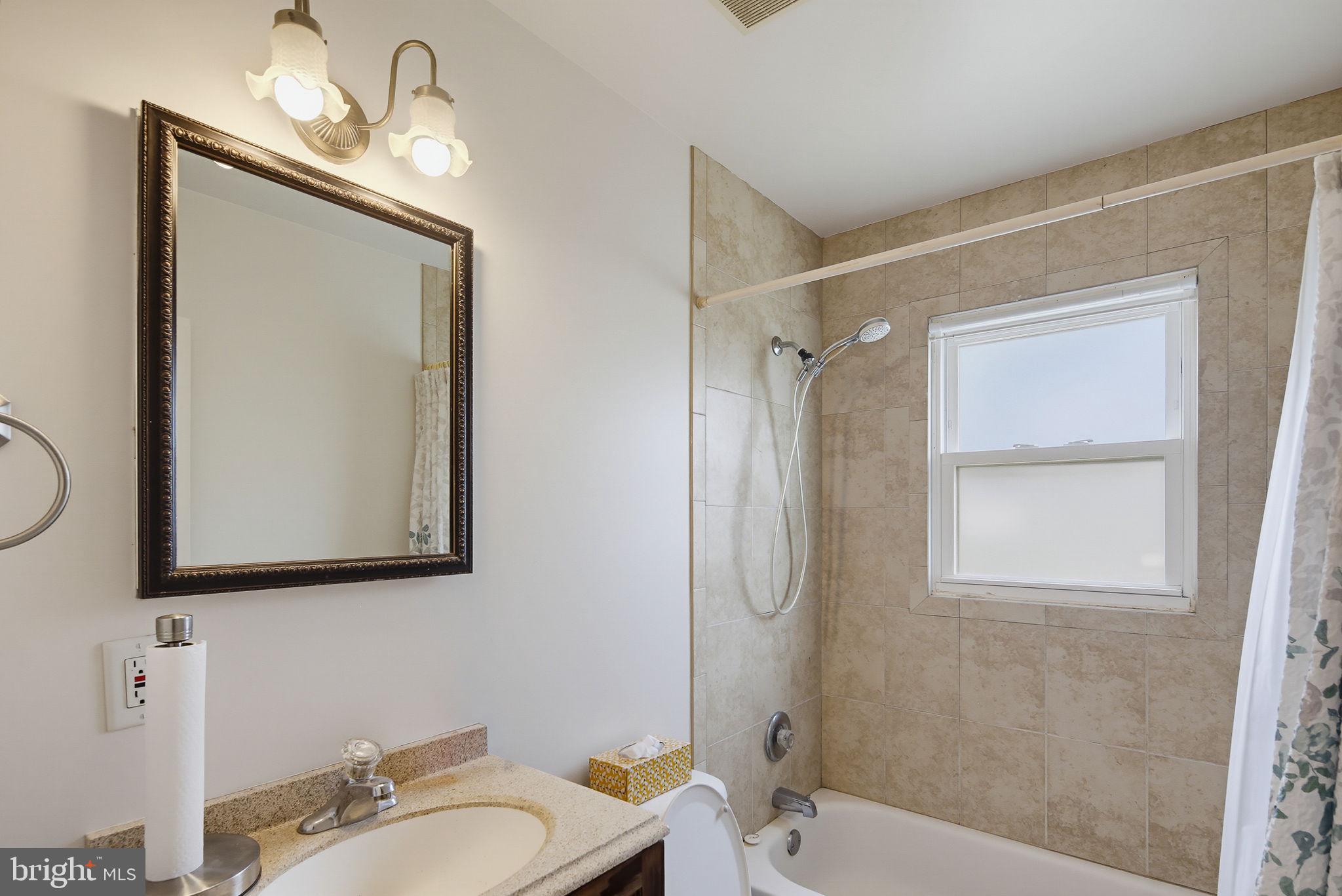 3619 Kenmar Road Baltimore, MD 21244 - Photo 14 of 35 Gallery Image 14