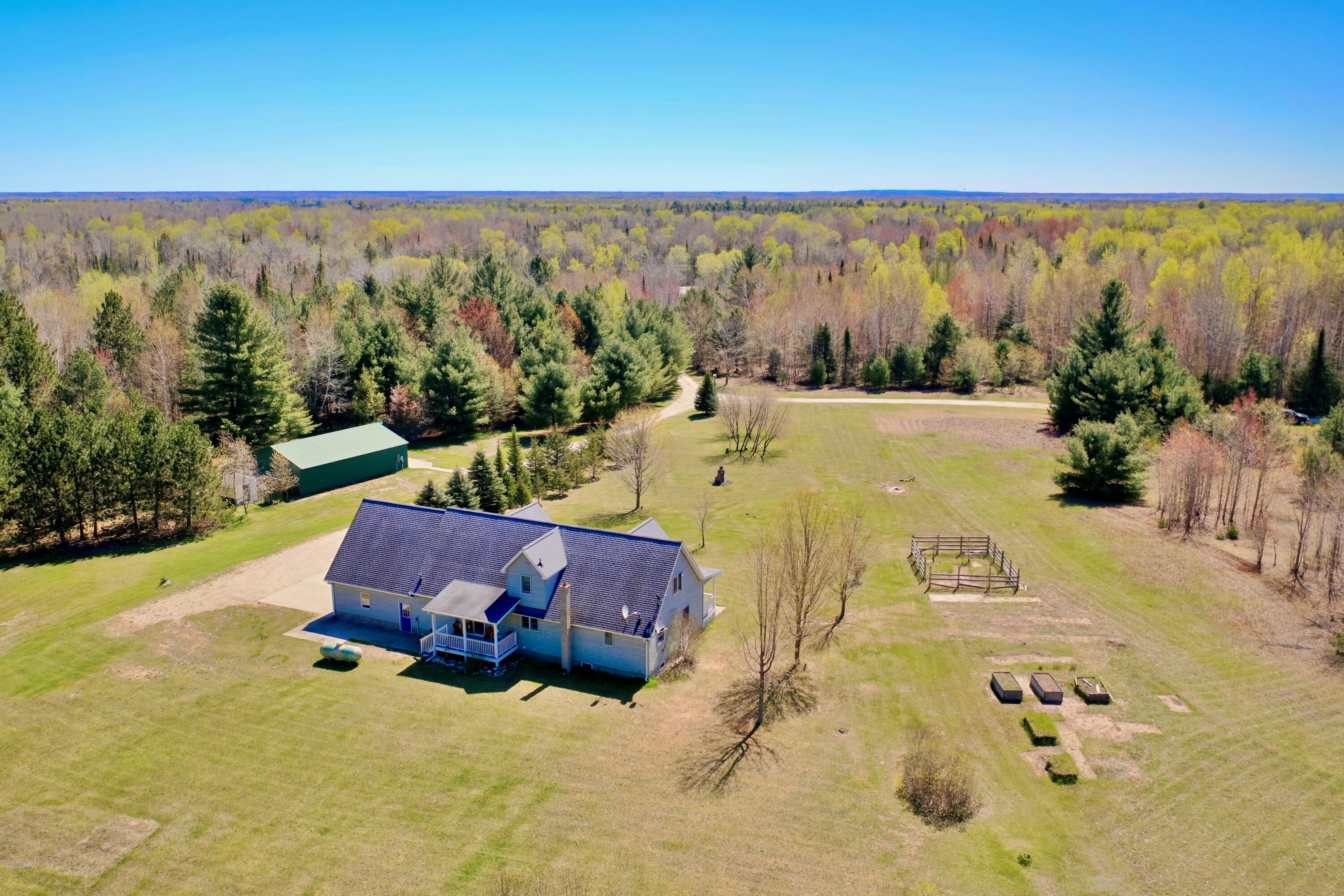 8625 Kate Hanson Road Cheboygan, MI 49721 - Photo 7 of 88 DJI_0949