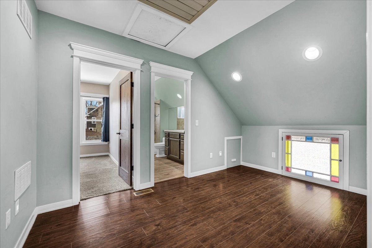 606 South Main Street Eureka, IL 61530 - Photo 14 of 36